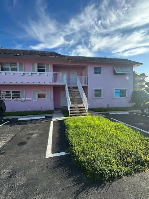 7500 SW 82nd St # G110, Miami, FL 33143