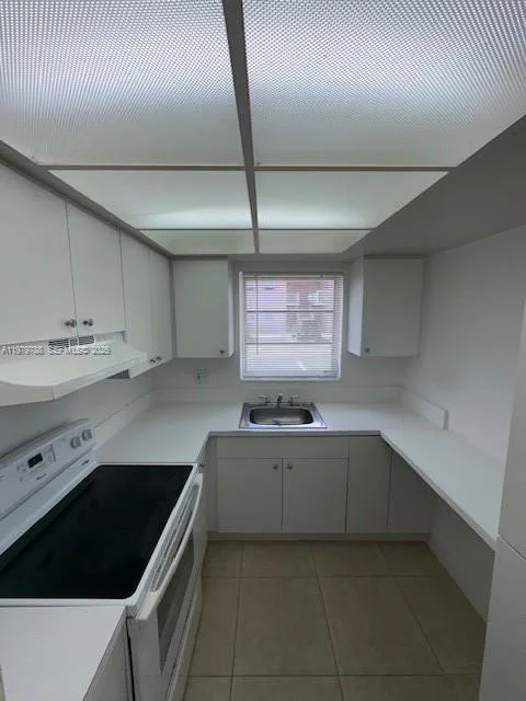 7500 SW 82nd St # G110, Miami, FL 33143 photo 4