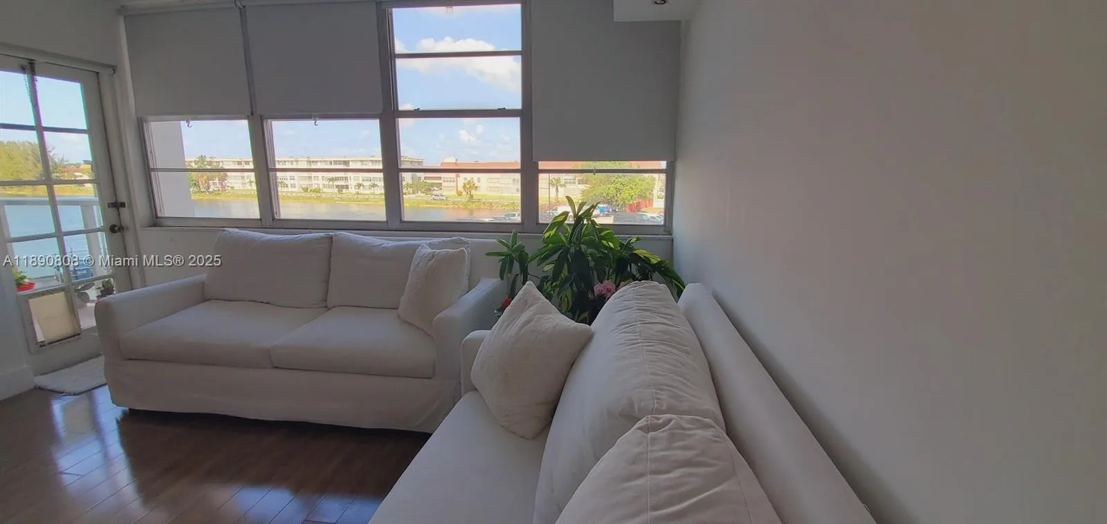 1351 NE Miami Gardens Dr # 202E, Miami, FL 33179 photo 3