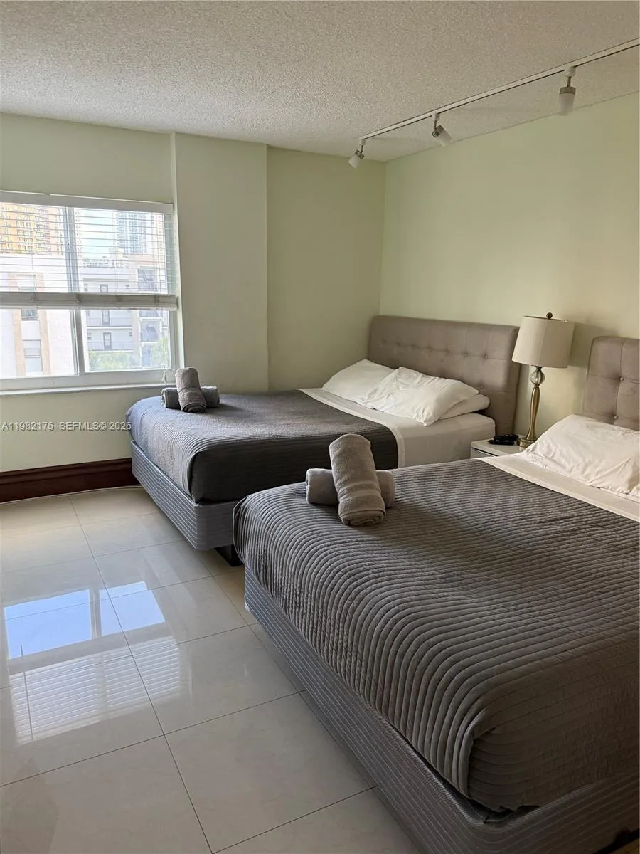200 178th Dr # 605, Sunny Isles Beach, FL 33160 photo 13