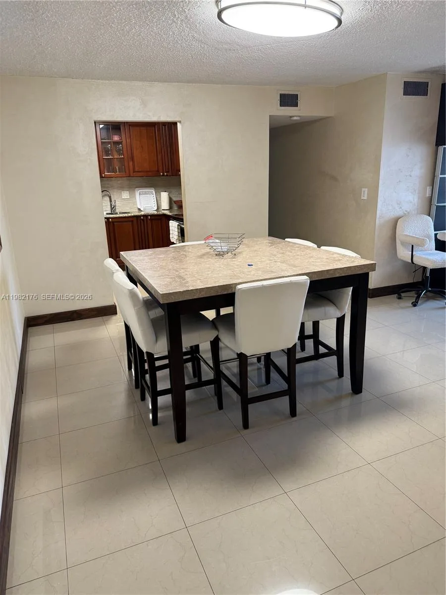200 178th Dr # 605, Sunny Isles Beach, FL 33160 photo 7