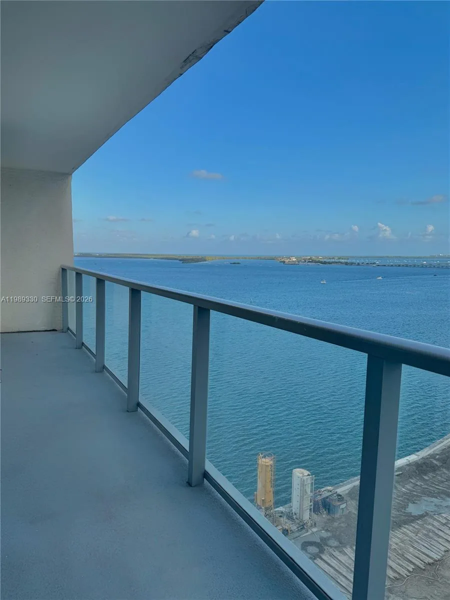 1155 Brickell Bay Dr # 1705, Miami, FL 33131