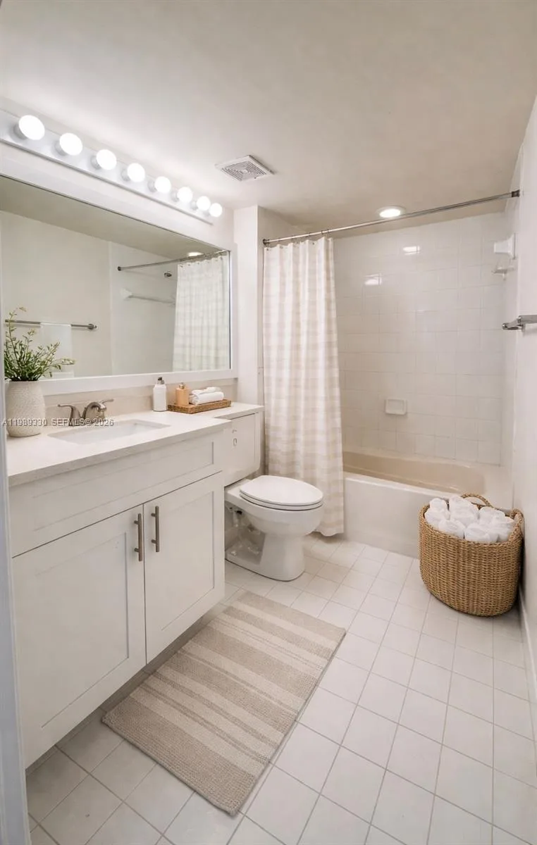 1155 Brickell Bay Dr # 1705, Miami, FL 33131 photo 7