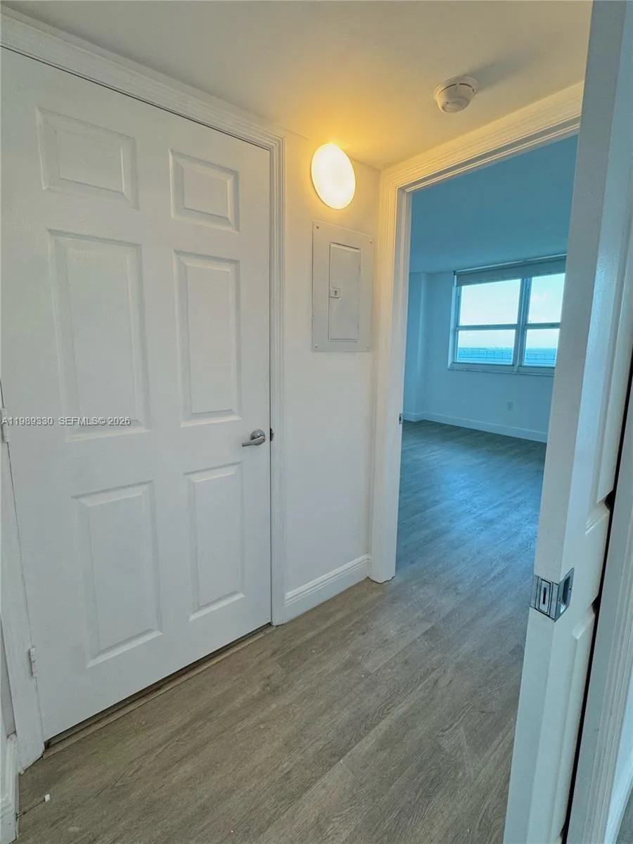 1155 Brickell Bay Dr # 1705, Miami, FL 33131 photo 8