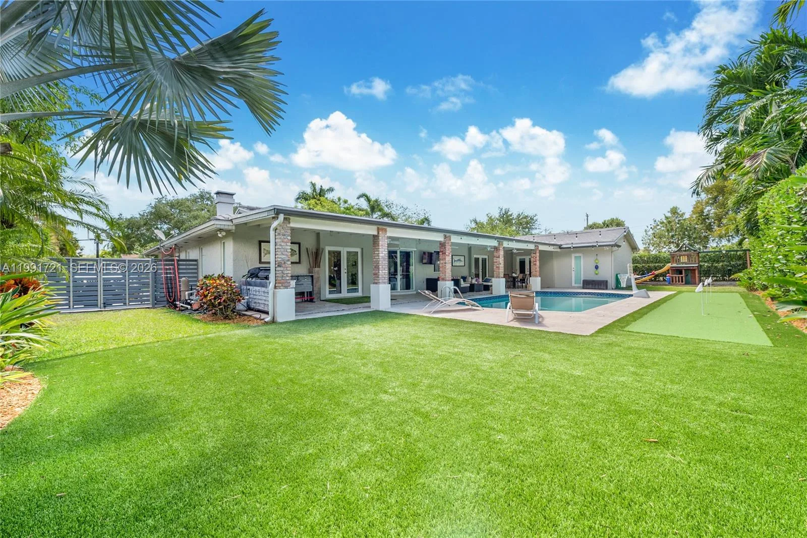 10330 SW 71st Ave, Pinecrest, FL 33156 photo 3