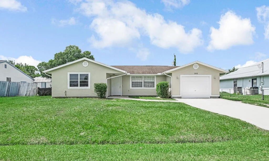 366 SE Lancaster Avenue, Port St. Lucie, FL 34984