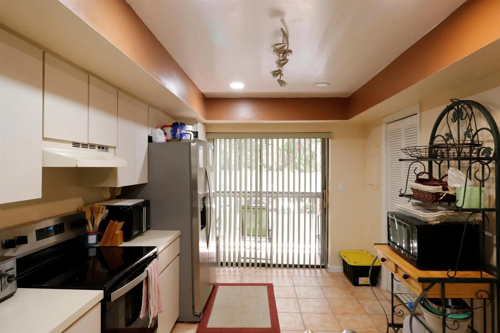 9460 Meadowood Drive # 202, Fort Pierce, FL 34951 photo 5