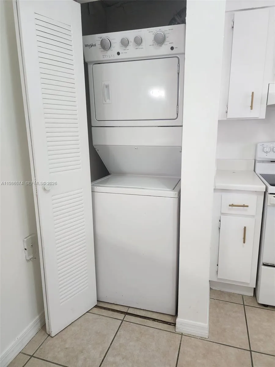 6195 NW 186th St # 309, Hialeah, FL 33015 photo 6