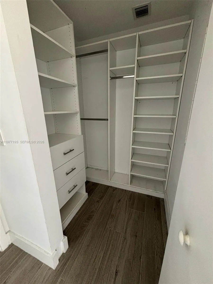 121 NE 34th St # 1503, Miami, FL 33137 photo 12