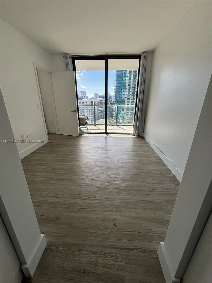 121 NE 34th St # 1503, Miami, FL 33137 photo 8