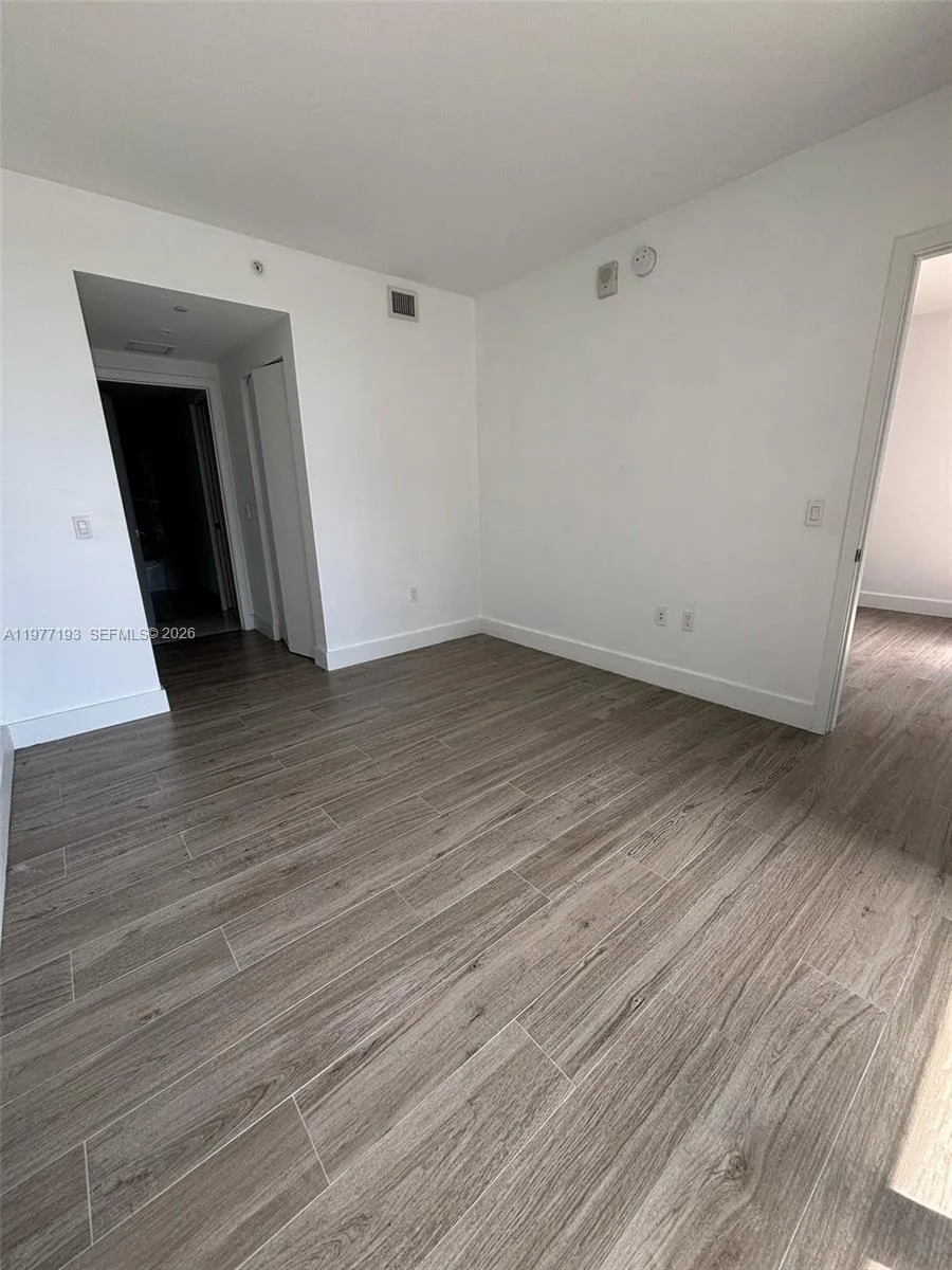 121 NE 34th St # 1503, Miami, FL 33137 photo 9