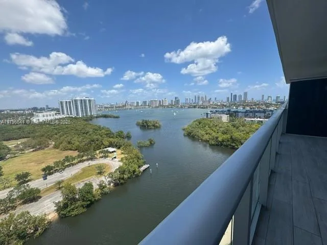 16385 Biscayne Blvd # 1806 +1 parking, North Miami Beach, FL 33160 photo 11