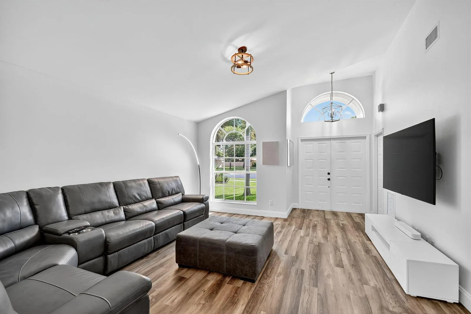 1891 Oak Berry Circle, Wellington, FL 33414 photo 8