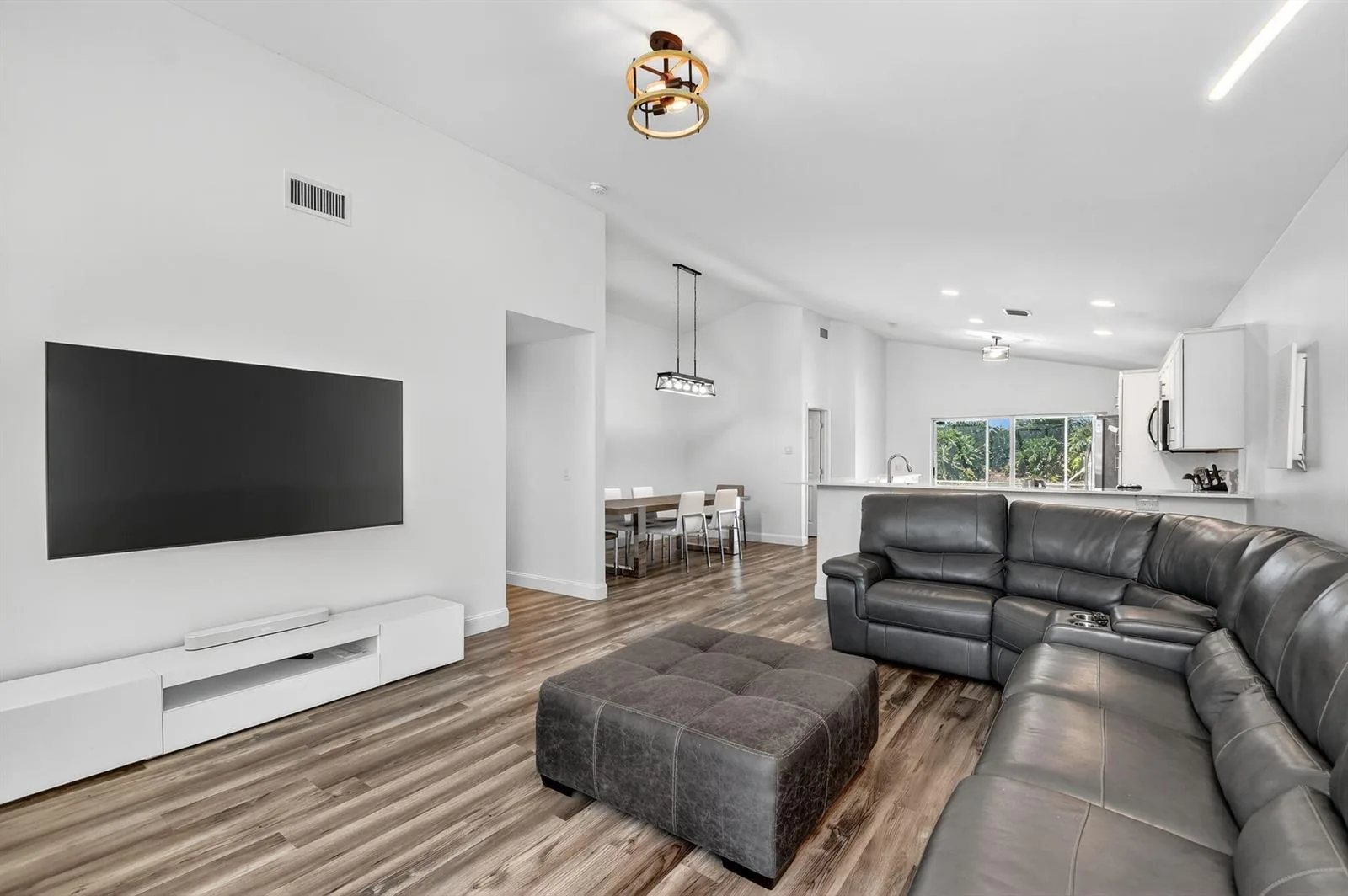 1891 Oak Berry Circle, Wellington, FL 33414 photo 9