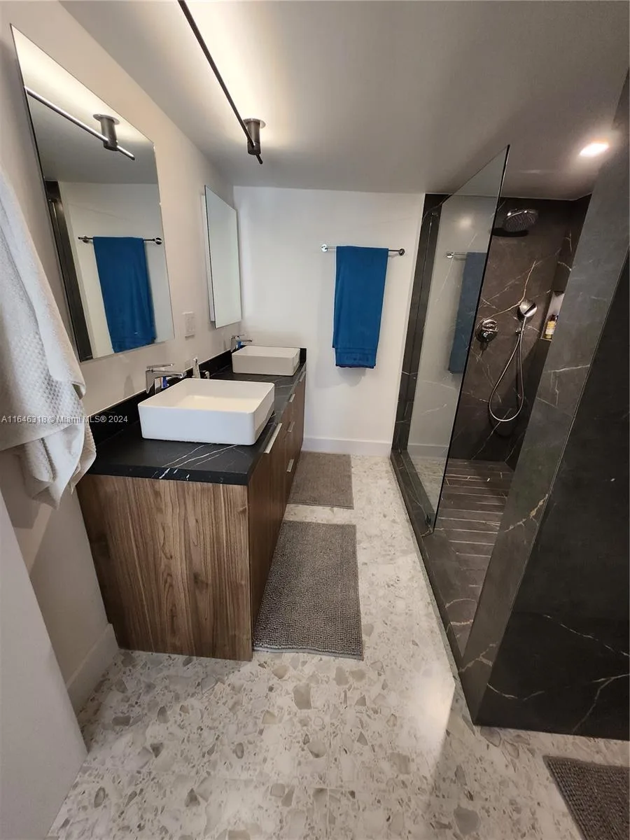 2555 Collins Ave # 306, Miami Beach, FL 33140 photo 8