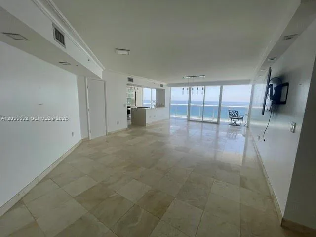 6301 Collins Ave # 2402, Miami Beach, FL 33141 photo 8