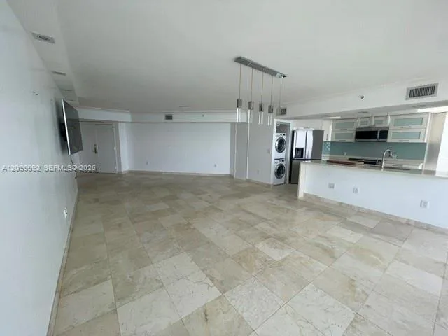 6301 Collins Ave # 2402, Miami Beach, FL 33141 photo 9
