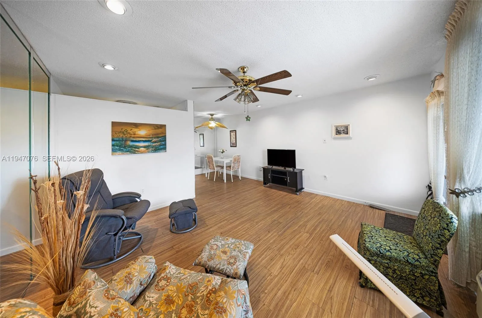 15600 NE 6th Ave # 28D, Miami, FL 33162 photo 3