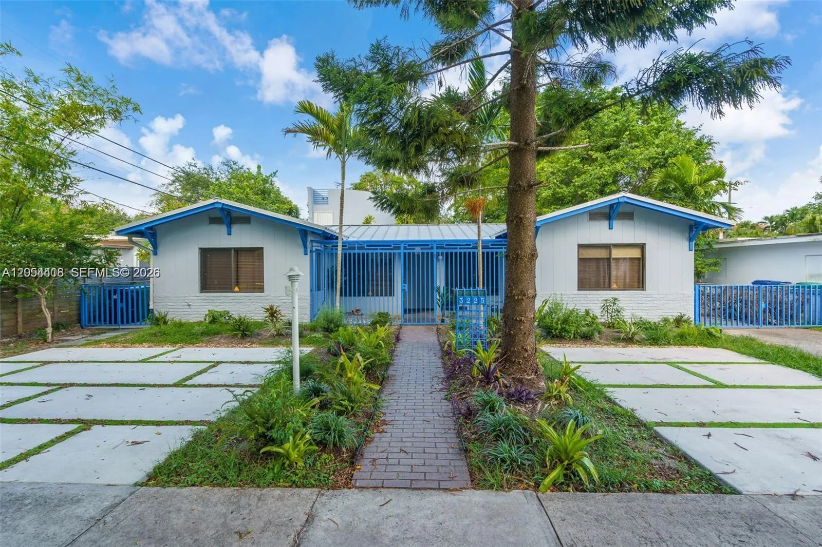 3225 SW 58th Ave # Back, Miami, FL 33155 photo 2