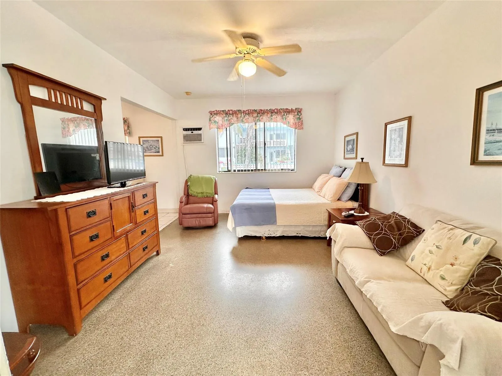 2212 N Surf Road, Hollywood, FL 33019 photo 12