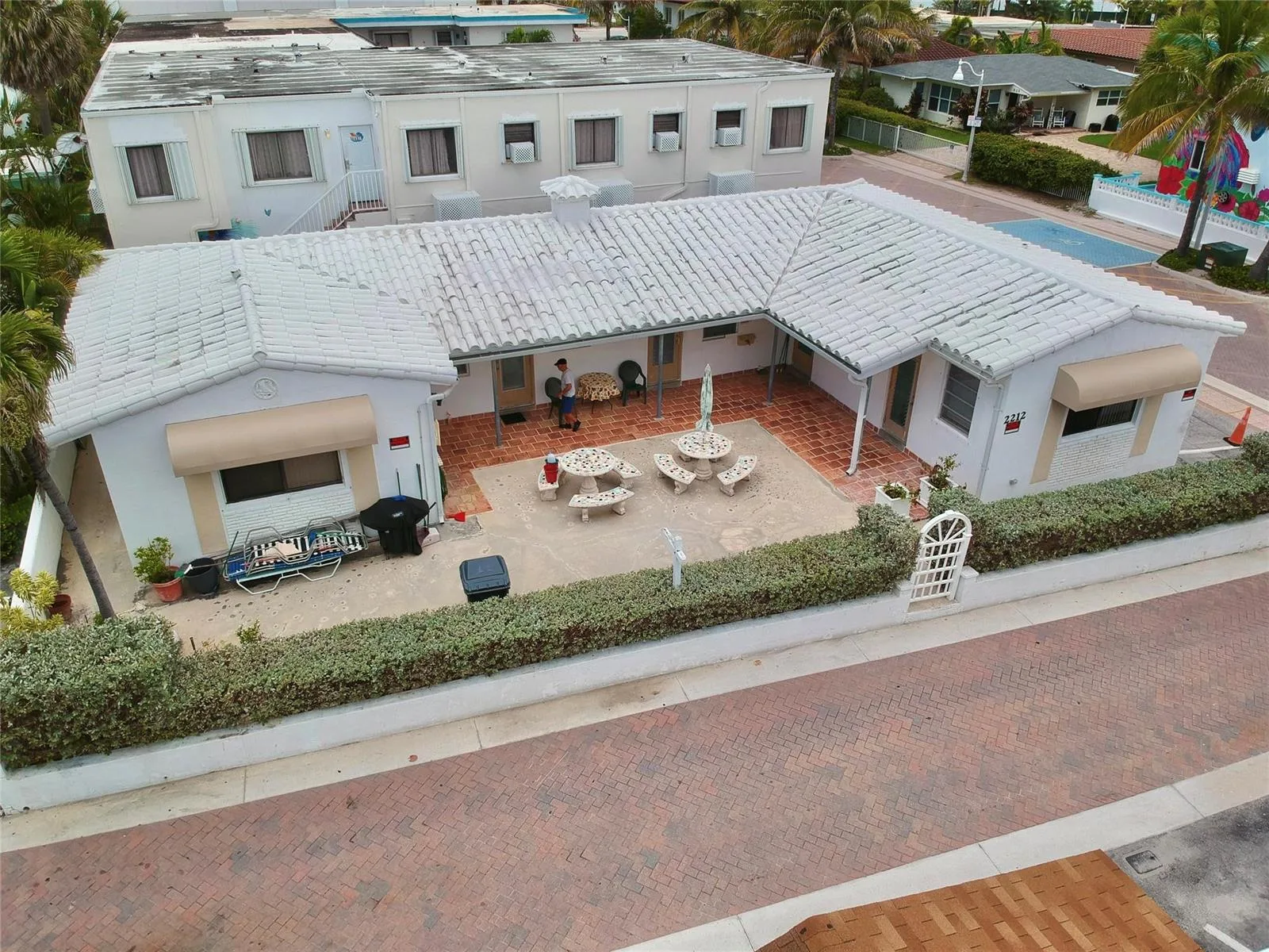 2212 N Surf Road, Hollywood, FL 33019 photo 7