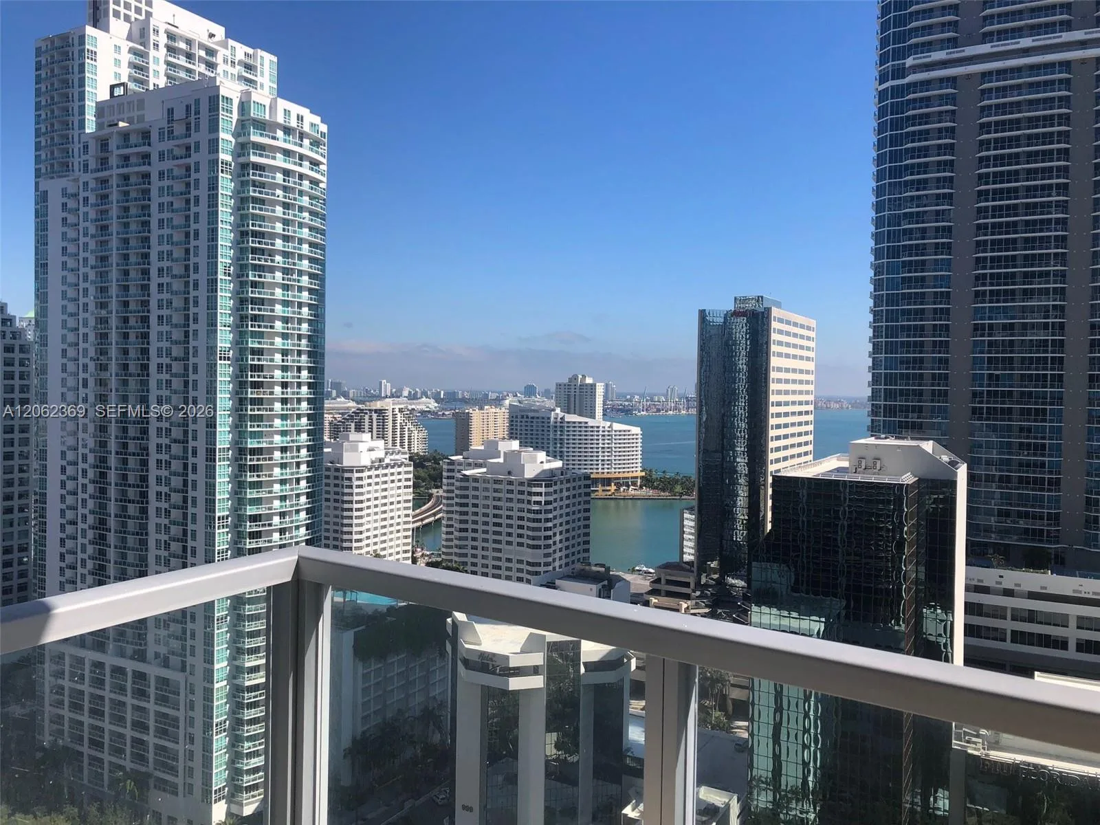 1050 BRICKELL AV # 2904, Miami, FL 33131