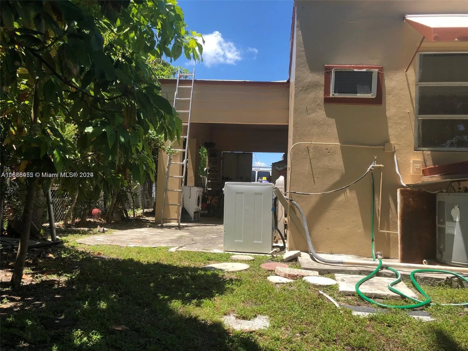 1810 NW 16th Ter, Miami, FL 33125 photo 7