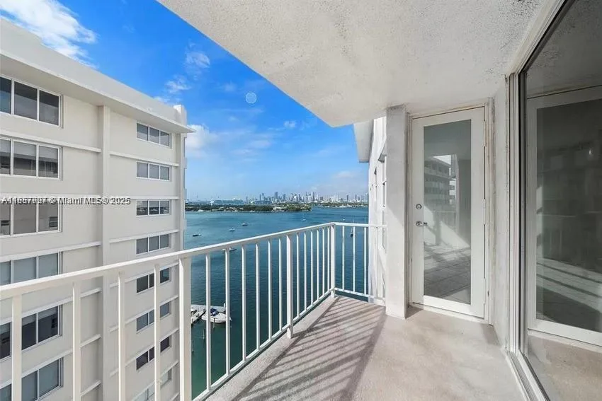 1228 West Ave # 1415, Miami Beach, FL 33139 photo 2