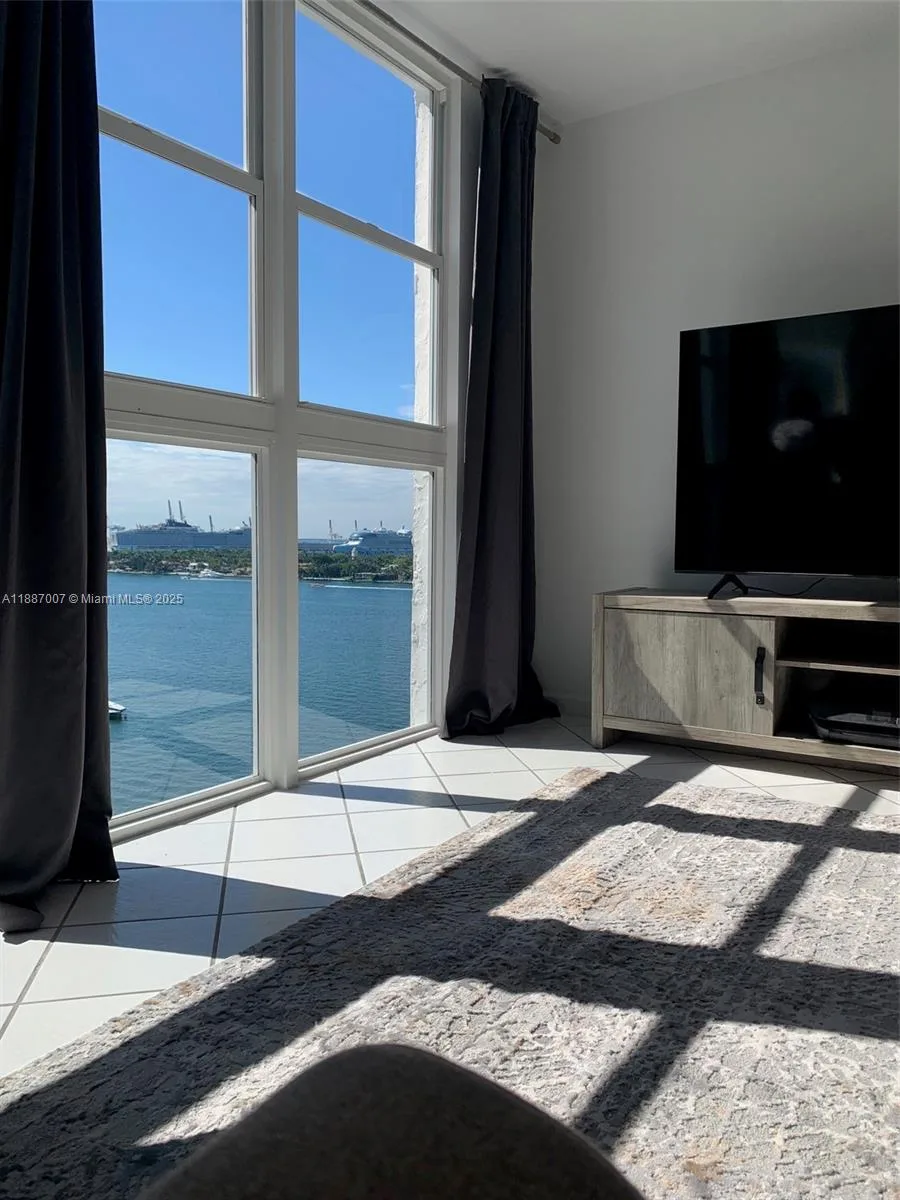 1228 West Ave # 1415, Miami Beach, FL 33139 photo 6