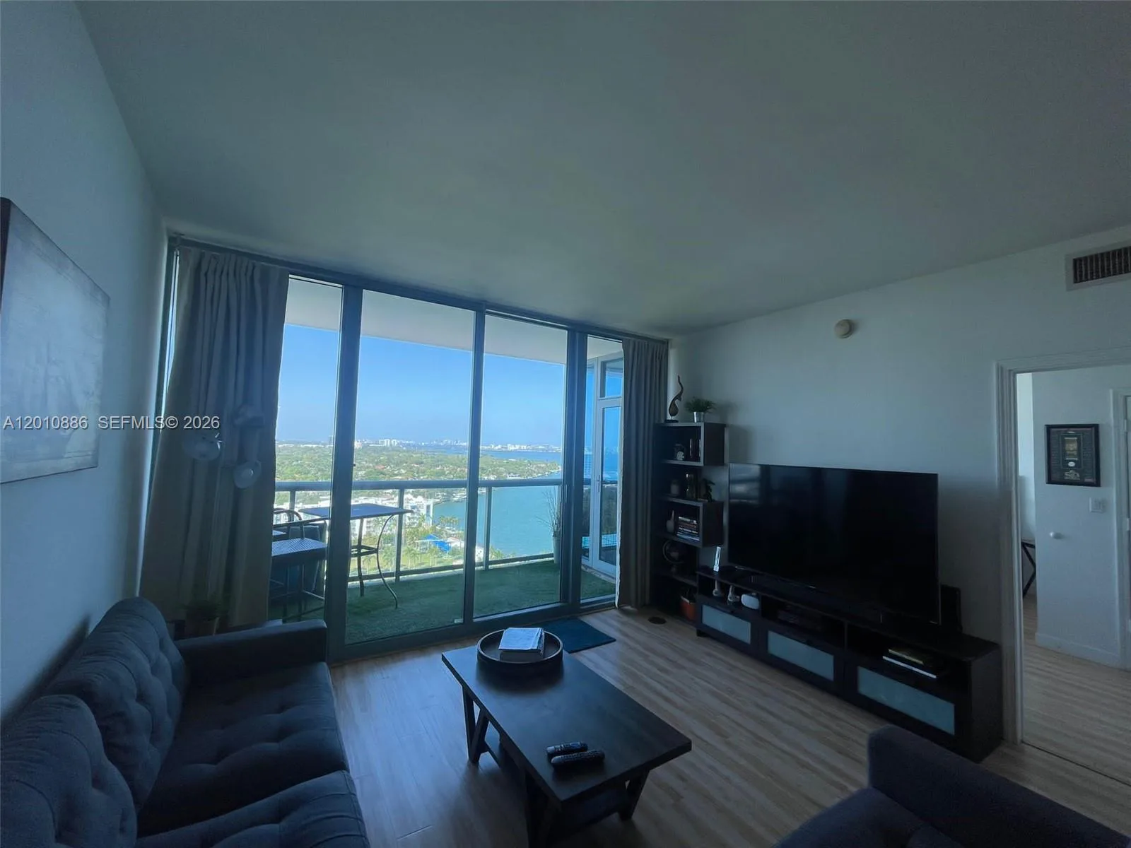601 NE 36th St # 1705, Miami, FL 33137 photo 3