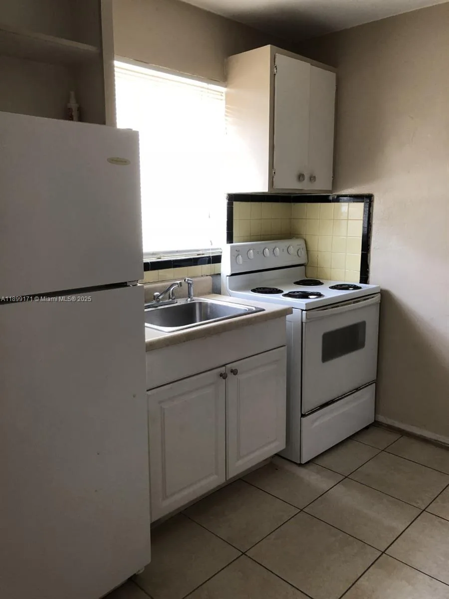 1915 Fletcher St # W2, Hollywood, FL 33020 photo 2