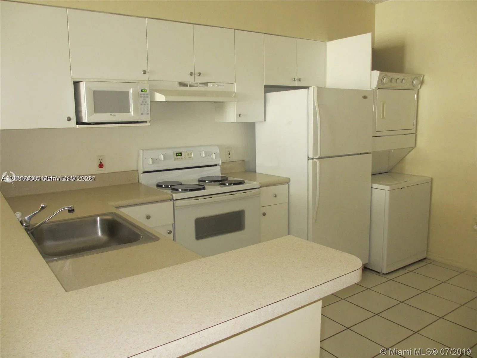 5091 NW 7th St # 807, Miami, FL 33126 photo 2