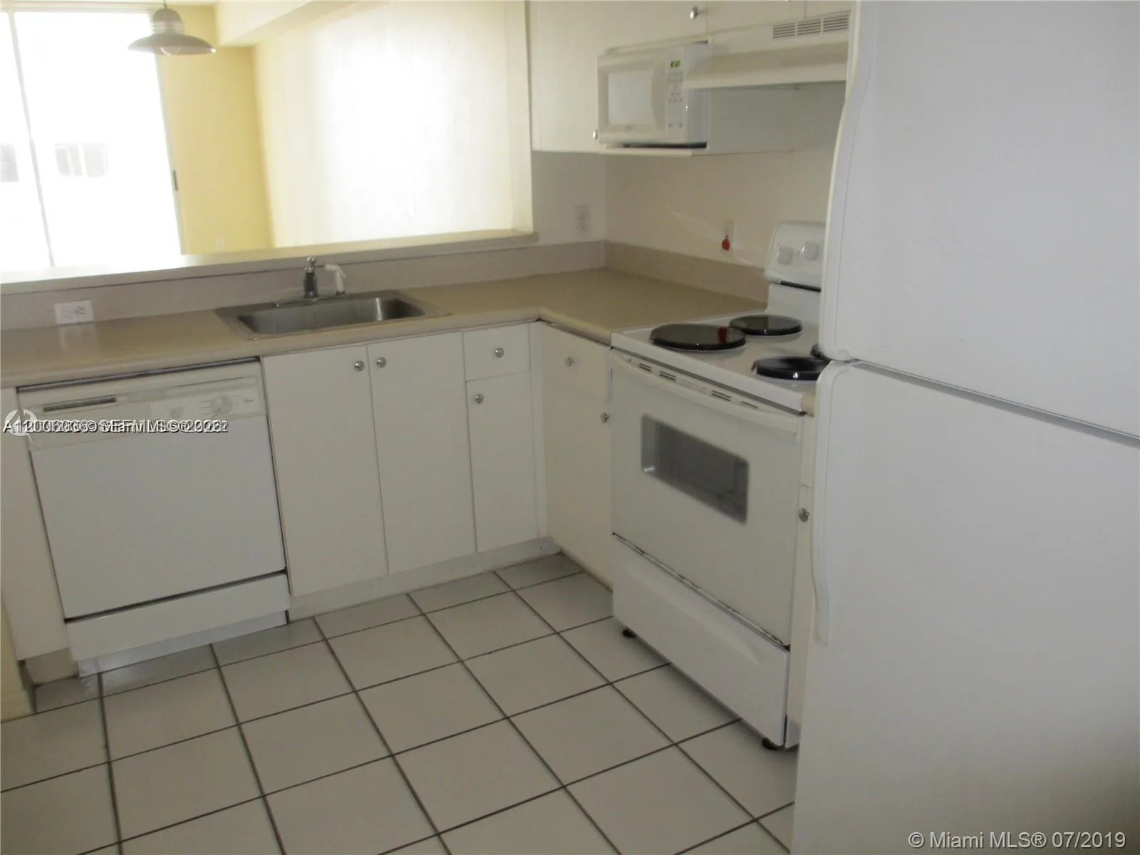 5091 NW 7th St # 807, Miami, FL 33126 photo 3