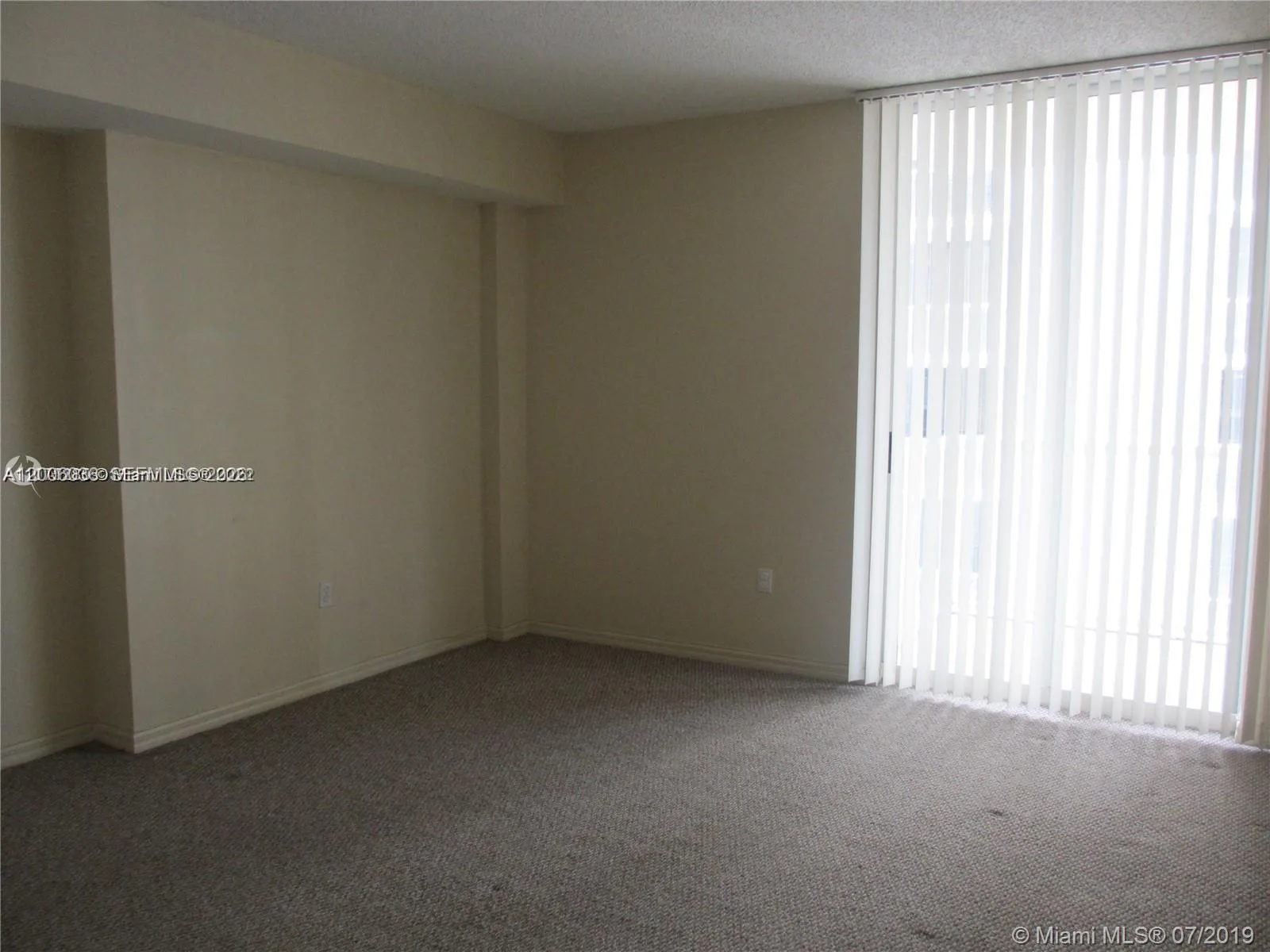 5091 NW 7th St # 807, Miami, FL 33126 photo 8