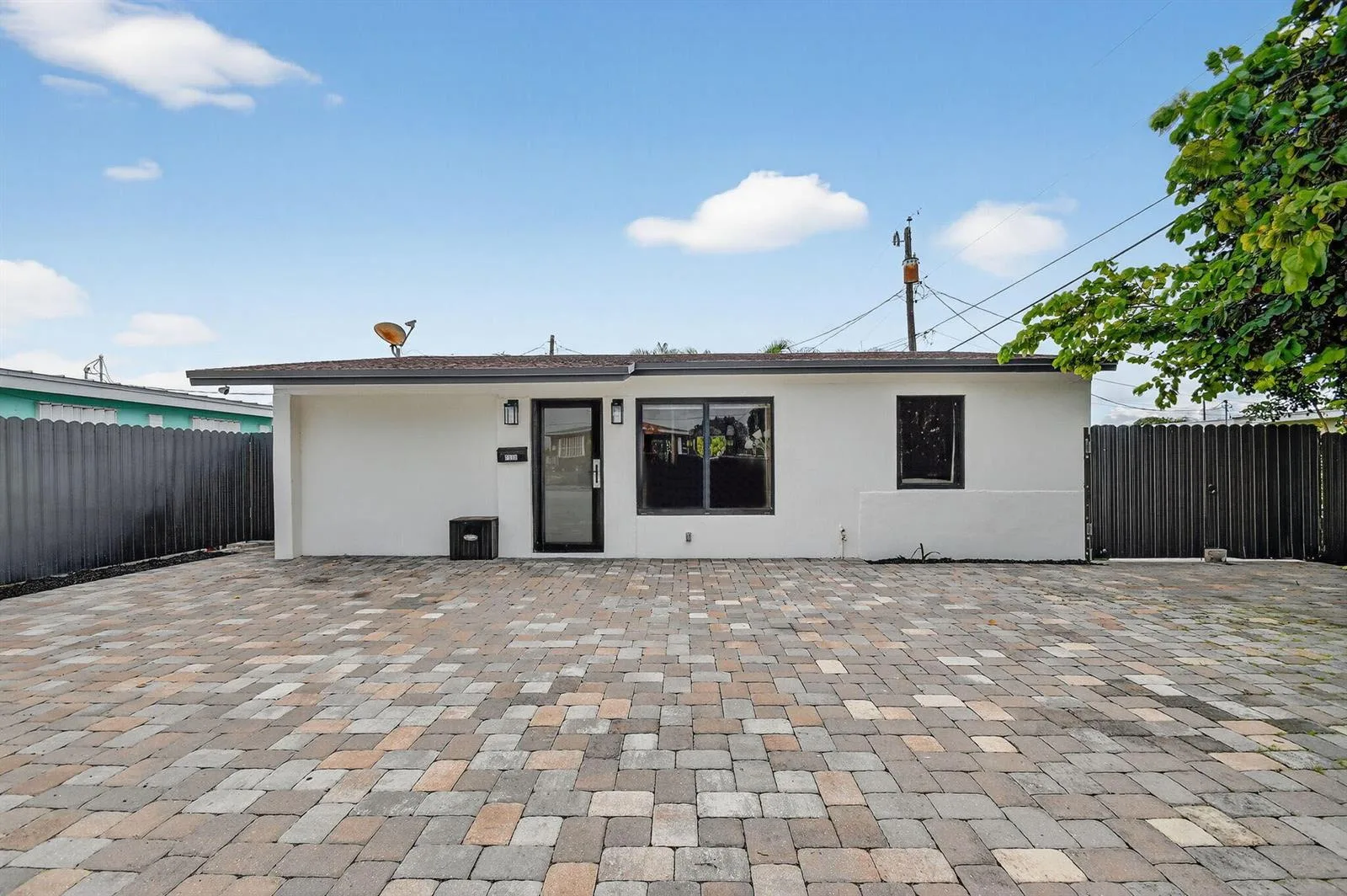5008 Parker Avenue, West Palm Beach, FL 33405
