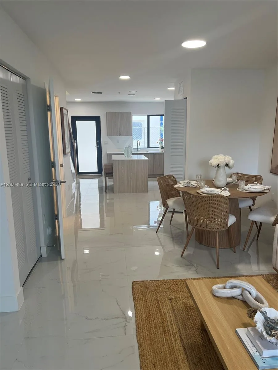 7462 W 4th Ave # 108, Hialeah, FL 33014 photo 9