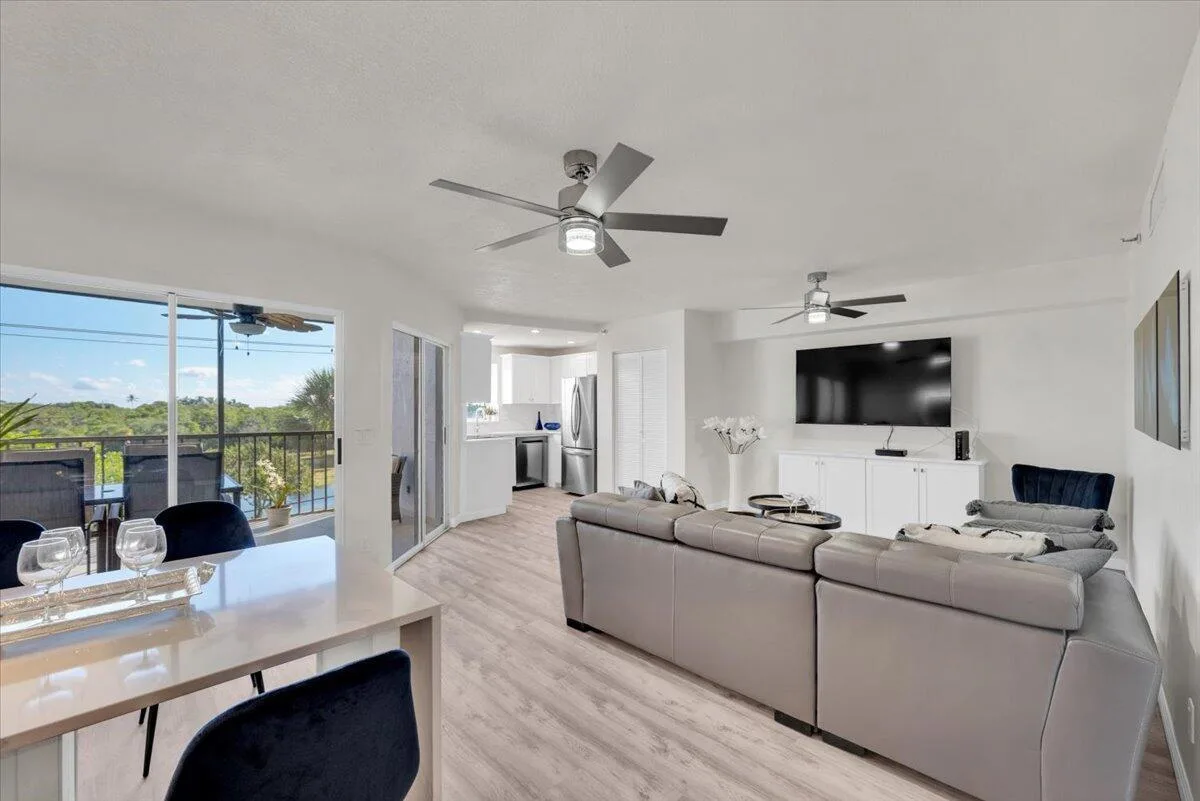 275 Palm Avenue # B304, Jupiter, FL 33477