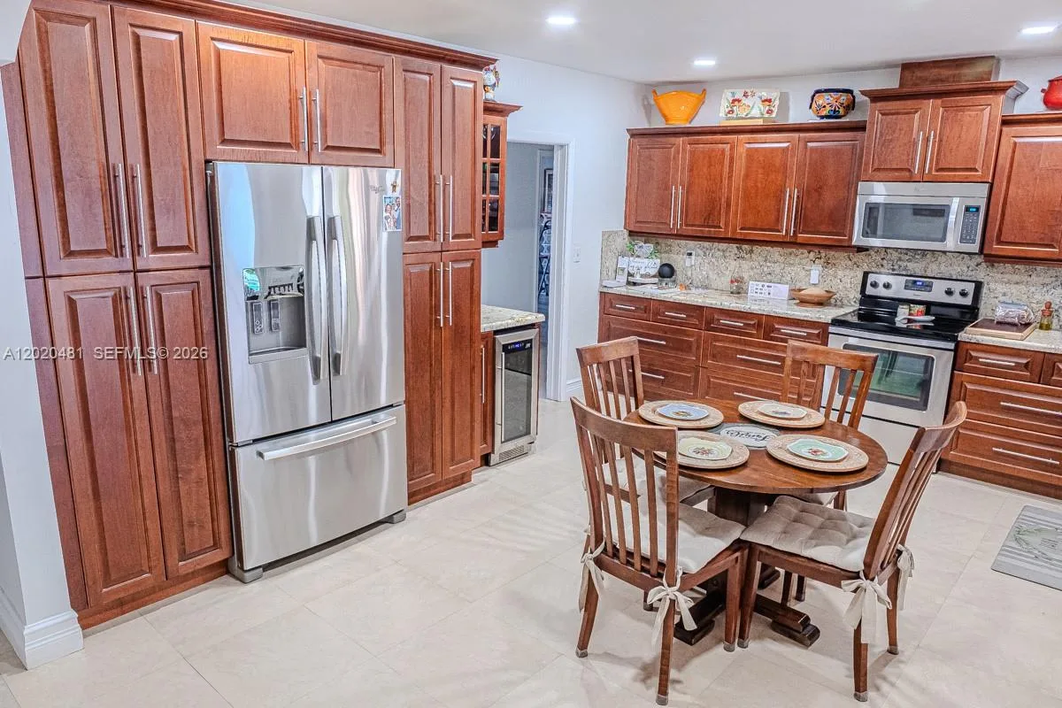 3400 SW 108th Ave, Miami, FL 33165 photo 10