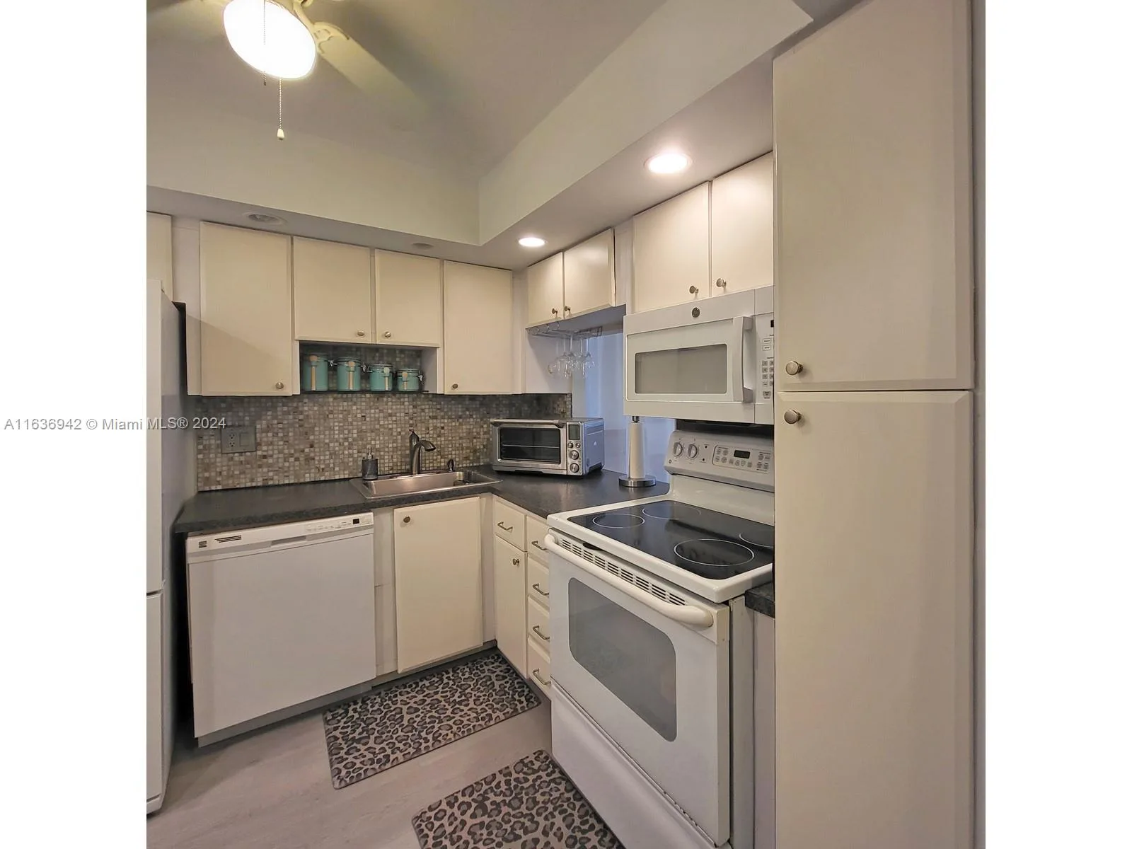 1825 S Ocean Dr # 206, Hallandale Beach, FL 33009 photo 10