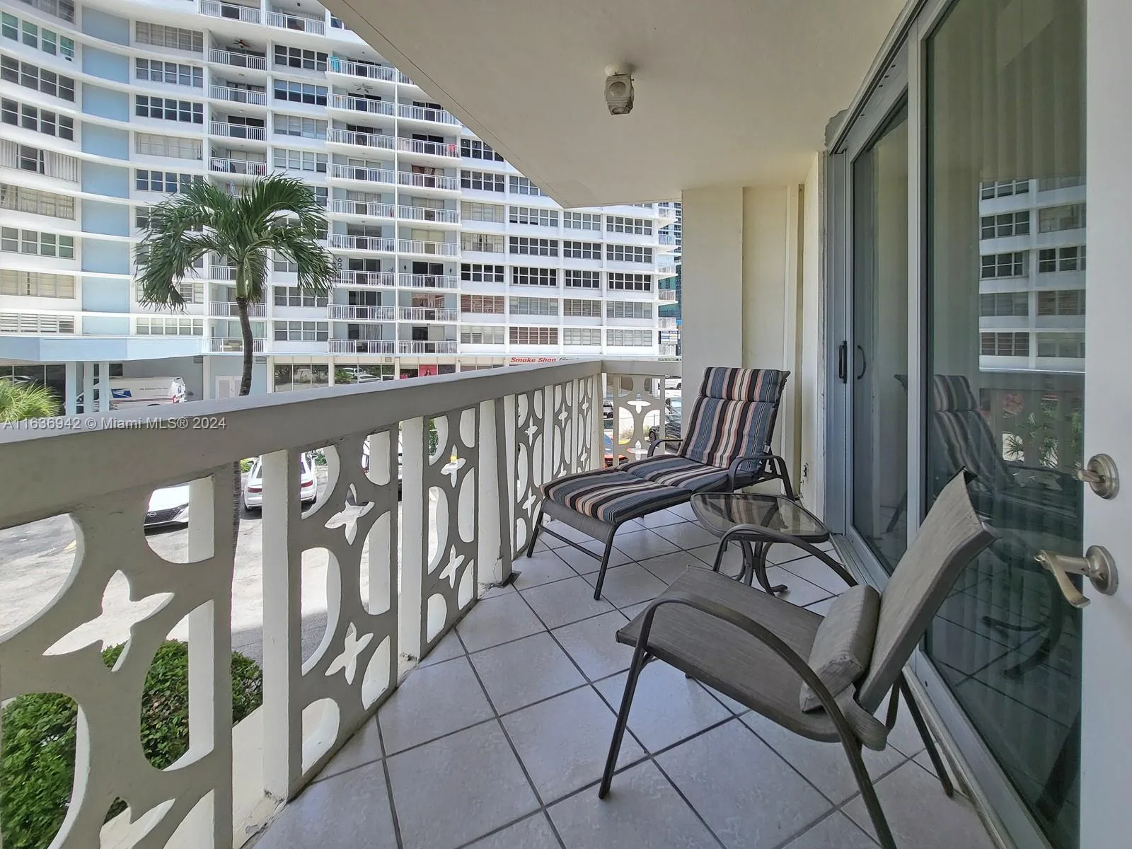 1825 S Ocean Dr # 206, Hallandale Beach, FL 33009 photo 3