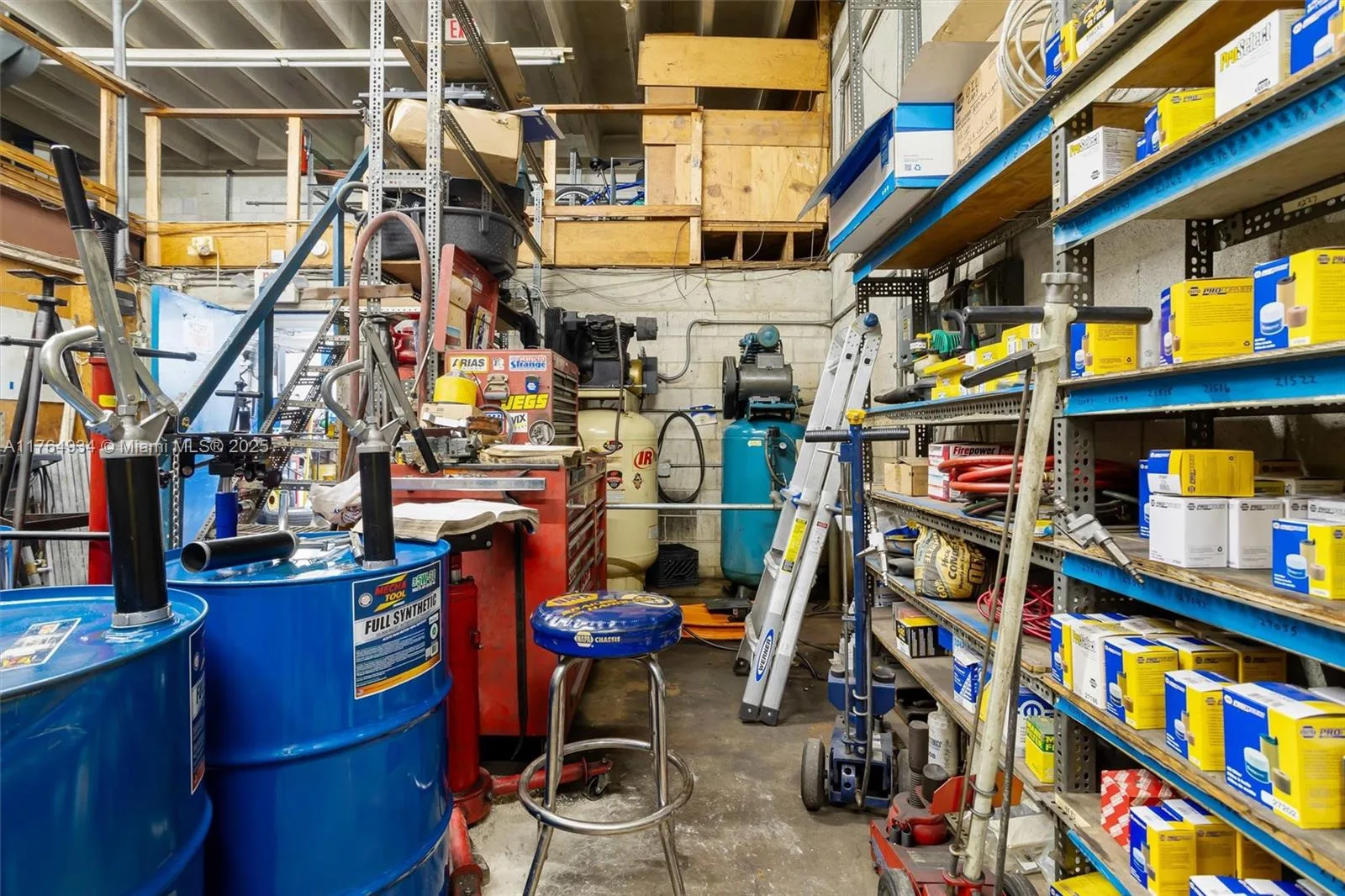 Listing photo 5
