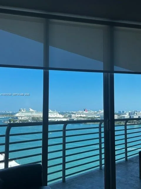 335 S Biscayne Blvd # 1510, Miami, FL 33131 photo 2