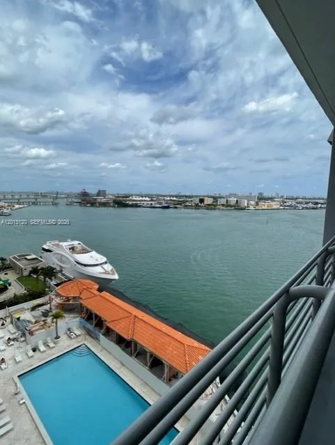 335 S Biscayne Blvd # 1510, Miami, FL 33131 photo 3