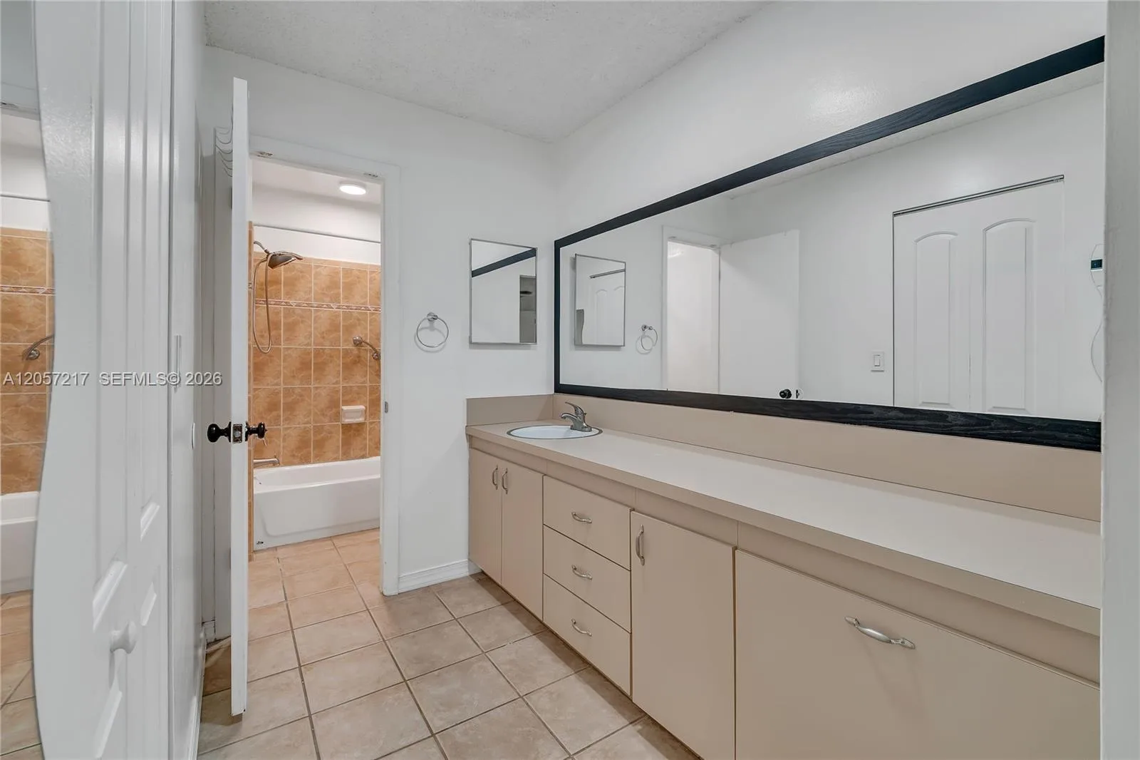 2950 NW 106th Ave # 7, Sunrise, FL 33322 photo 11