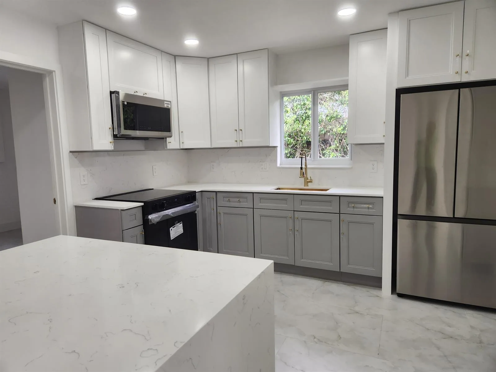 401 SE 1st Avenue, Pompano Beach, FL 33060 photo 3