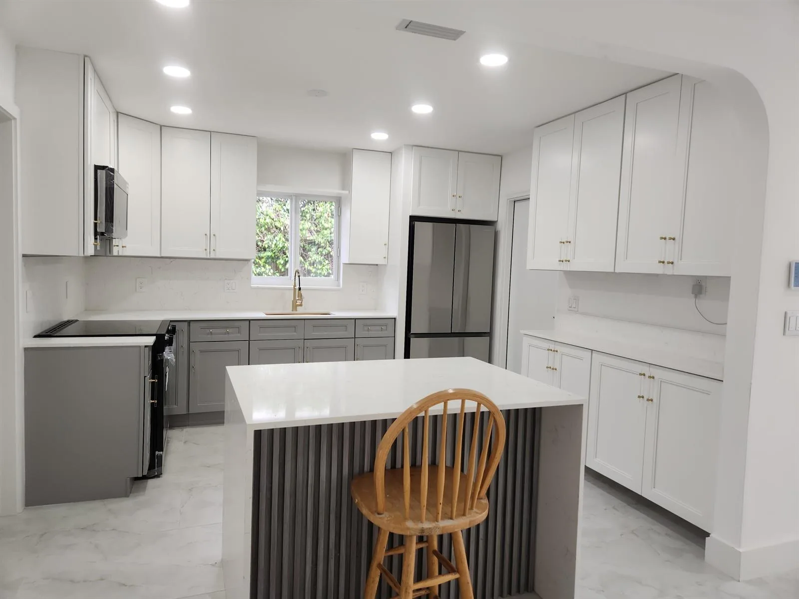 401 SE 1st Avenue, Pompano Beach, FL 33060 photo 4