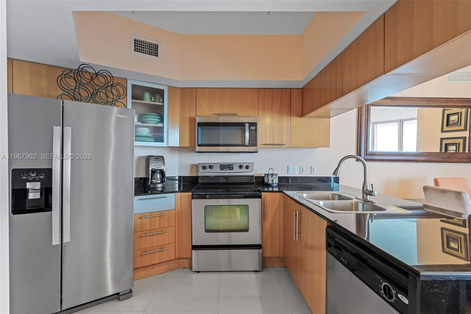 1750 N Bayshore Dr # 3901, Miami, FL 33132 photo 4
