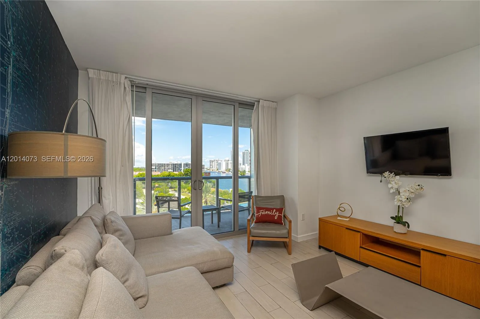 2602 E Hallandale Beach Blvd # R806, Hallandale Beach, FL 33009