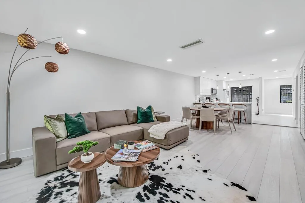 21362 Juego Circle # D, Boca Raton, FL 33433 photo 8