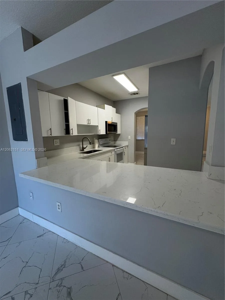 8360 NW 10th St # 9C, Miami, FL 33126 photo 6